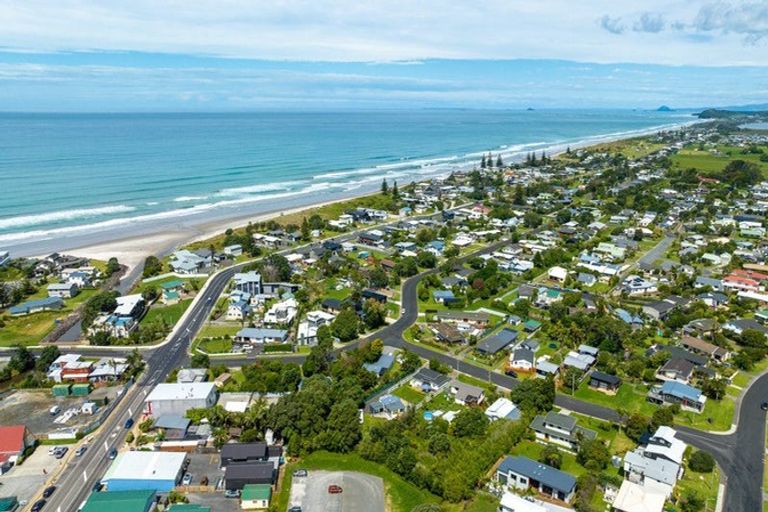 Photo of property in 4a Otto Road, Waihi Beach, 3611