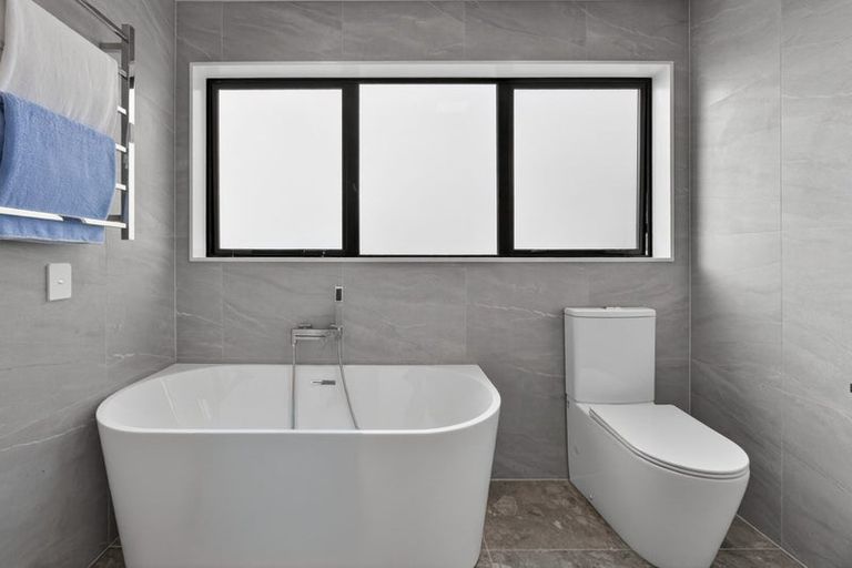 Photo of property in 19 Bannockburn Road, Opaheke, Papakura, 2113