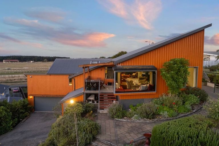 Photo of property in 17 Victoria Street, Foxton, 4814