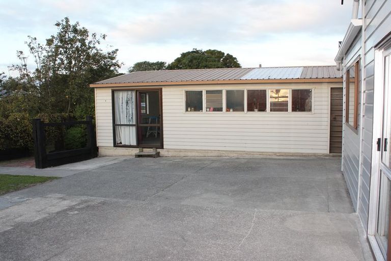 Photo of property in 10 Tweed Street, South Hill, Oamaru, 9400