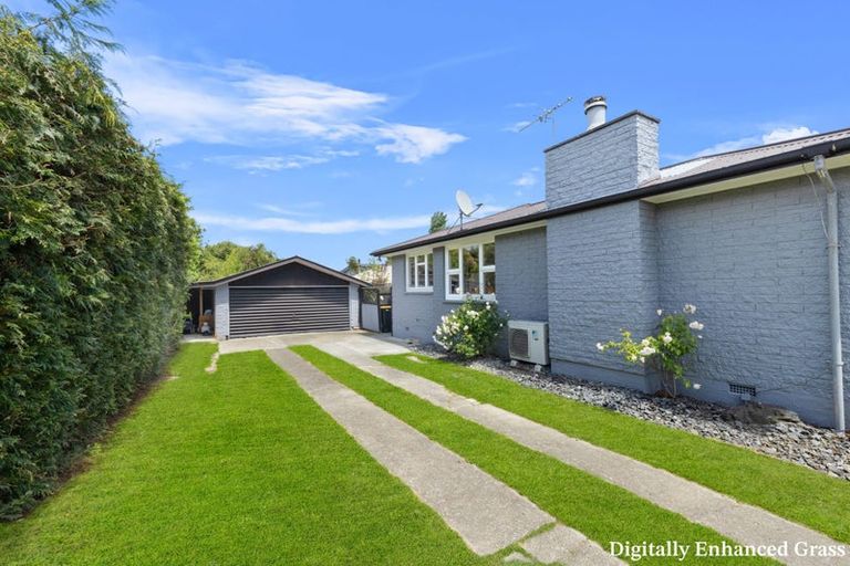 Photo of property in 31 Woodend Road, Woodend, 7610