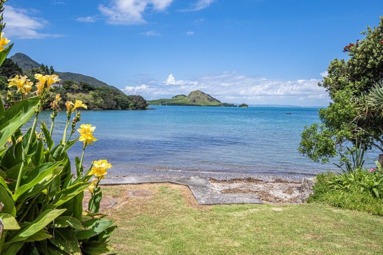 Photo of property in 2418 Whangarei Heads Road, Whangarei Heads, 0174