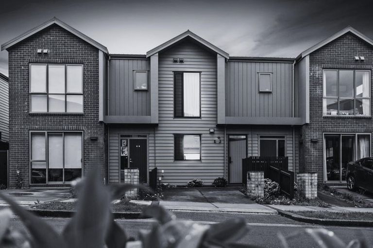 Photo of property in 40 Ringa Matau Road, Hobsonville, Auckland, 0616