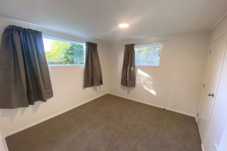 Photo of property in 30 Lawrence Crescent, Hillpark, Auckland, 2102