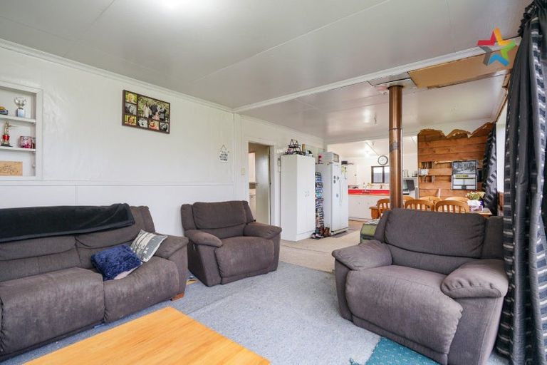 Photo of property in 17 George Street, Otautau, 9610