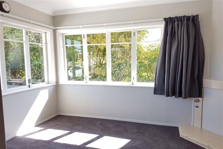 Photo of property in 330 Tremaine Avenue, Takaro, Palmerston North, 4412