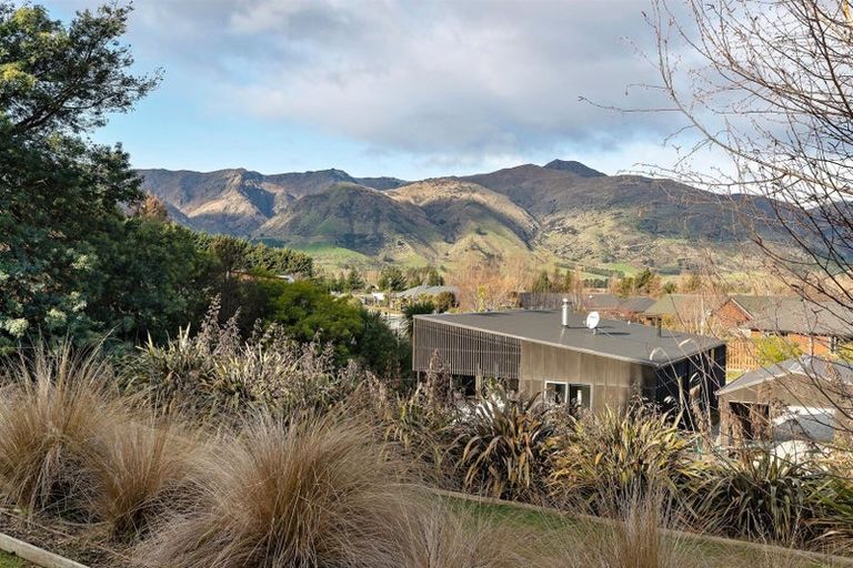 Photo of property in 46 Charles Court, Lake Hawea, Wanaka, 9382