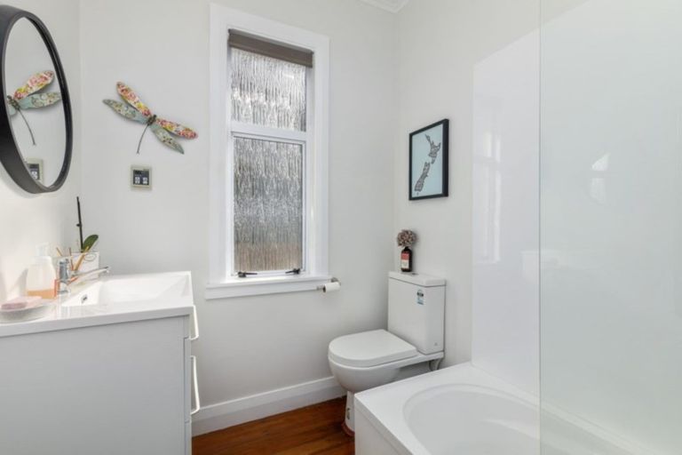 Photo of property in 25 Elizabeth Street, Petone, Lower Hutt, 5012