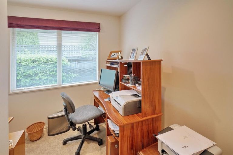 Photo of property in 6a Virtue Place, Bishopdale, Christchurch, 8053