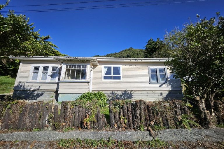 Photo of property in 100 Omoto Road, Greymouth, 7805