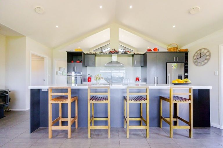 Photo of property in 38 Jg Wilson Drive, Waipukurau, 4281