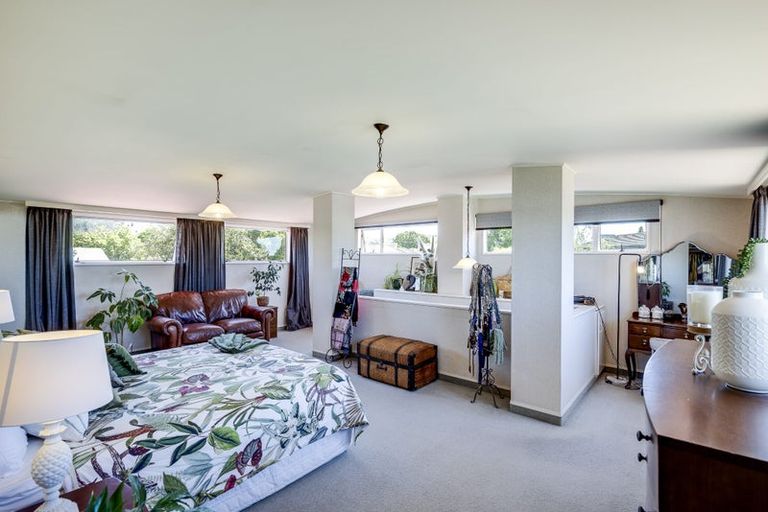 Photo of property in 166 Auckland Road, Greenmeadows, Napier, 4112