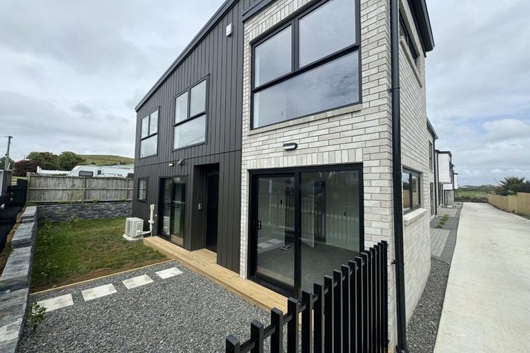 Photo of property in 1/30 Wellesley Road, Mangere Bridge, Auckland, 2022