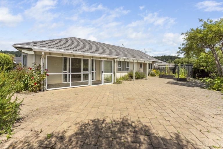 Photo of property in 14 Millwood Place, Silverstream, Upper Hutt, 5019