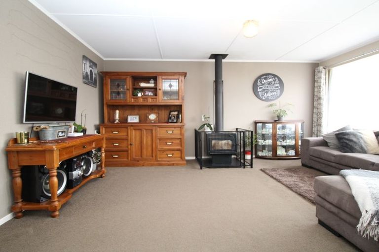 Photo of property in 6 Euan Street, Mangakakahi, Rotorua, 3015