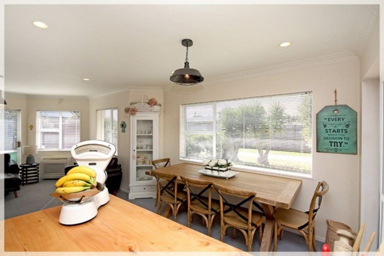 Photo of property in 3 Ferry Street, Foxton Beach, Foxton, 4815