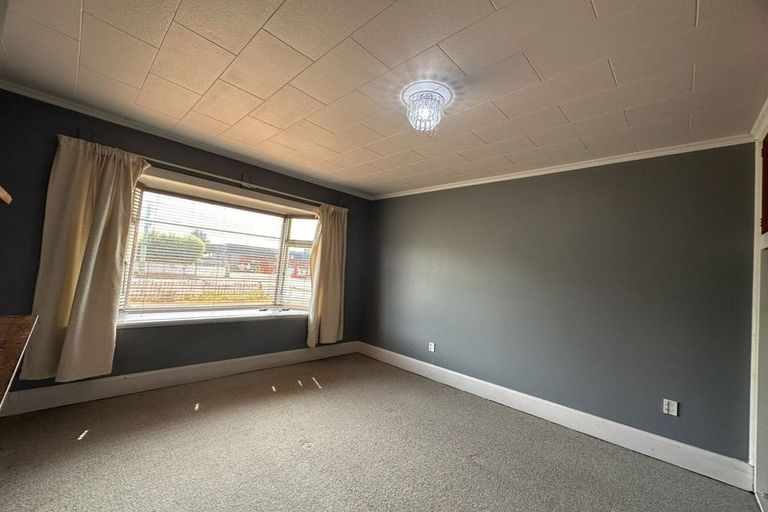 Photo of property in 40 Lincoln Road, Hillmorton, Christchurch, 8024