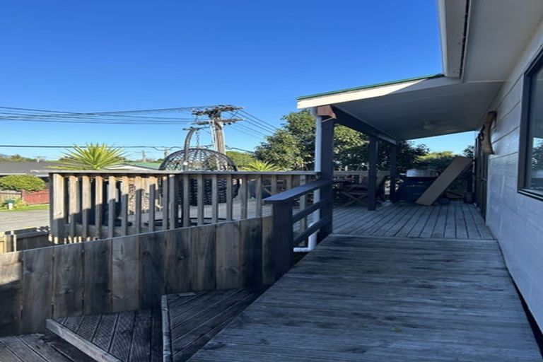 Photo of property in 23 Hurley Road, Paraparaumu Beach, Paraparaumu, 5032