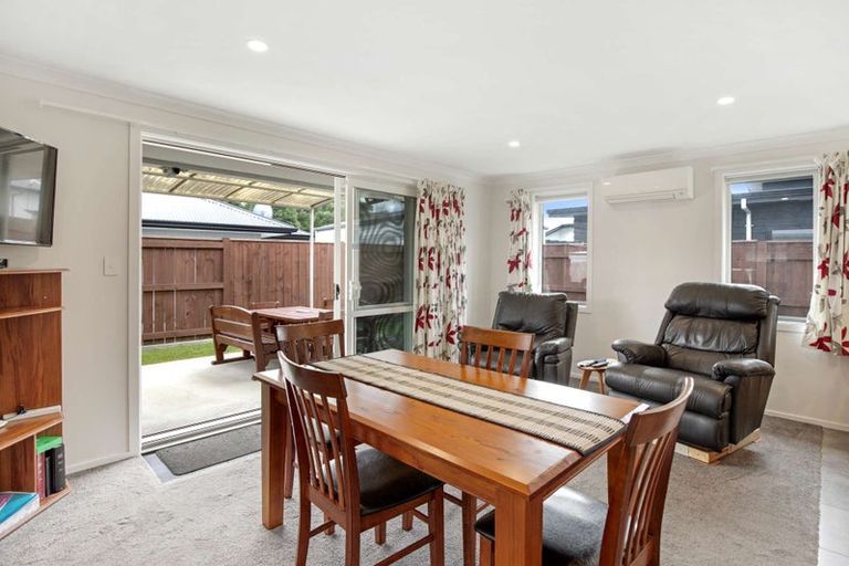 Photo of property in 15 Serenity Crescent, Kelvin Grove, Palmerston North, 4414