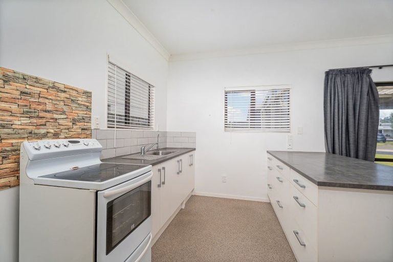 Photo of property in 4 Endeavour Close, Whitianga, 3510