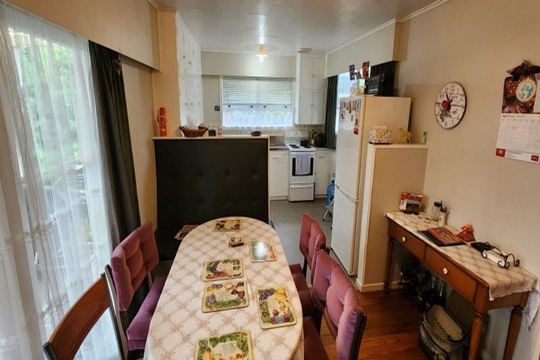 Photo of property in 118 Frankley Road, Frankleigh Park, New Plymouth, 4310