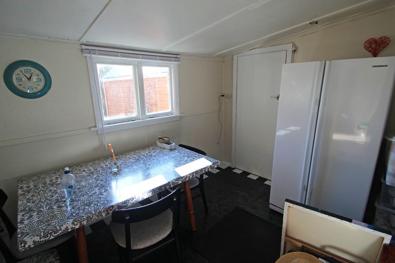 Photo of property in 56 Bledisloe Street, Kurow, 9435