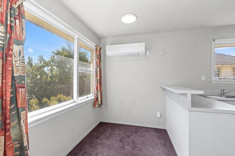 Photo of property in 4 Carisbrooke Street, Aranui, Christchurch, 8061