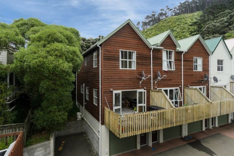 Photo of property in 8/5 Malcolm Lane, Thorndon, Wellington, 6011