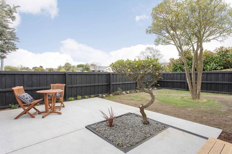 Photo of property in 1/8 Ashwood Street, Parklands, Christchurch, 8083