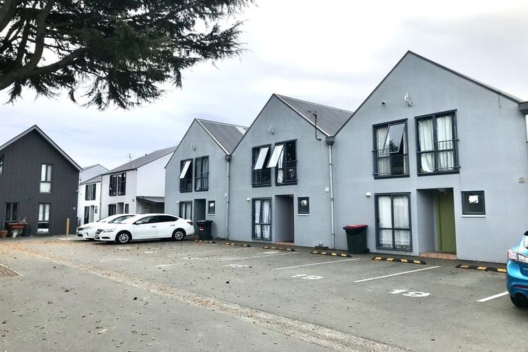 Photo of property in 7/74 Hansons Lane, Upper Riccarton, Christchurch, 8041