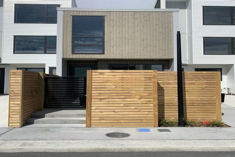 Photo of property in 16 Houhere Street, Paraparaumu, 5032