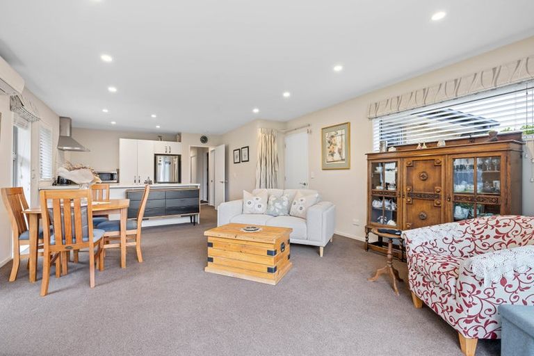 Photo of property in 2/51 Barrington Street, Somerfield, Christchurch, 8024