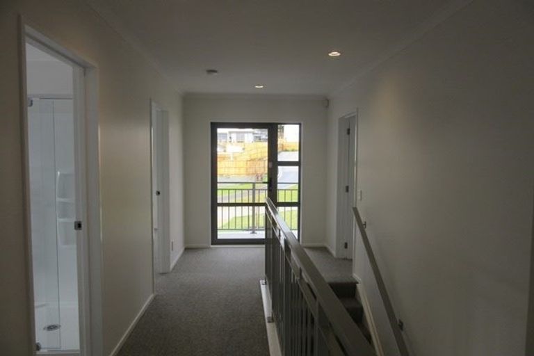 Photo of property in 13 Mauku Lane, Greenhithe, Auckland, 0632