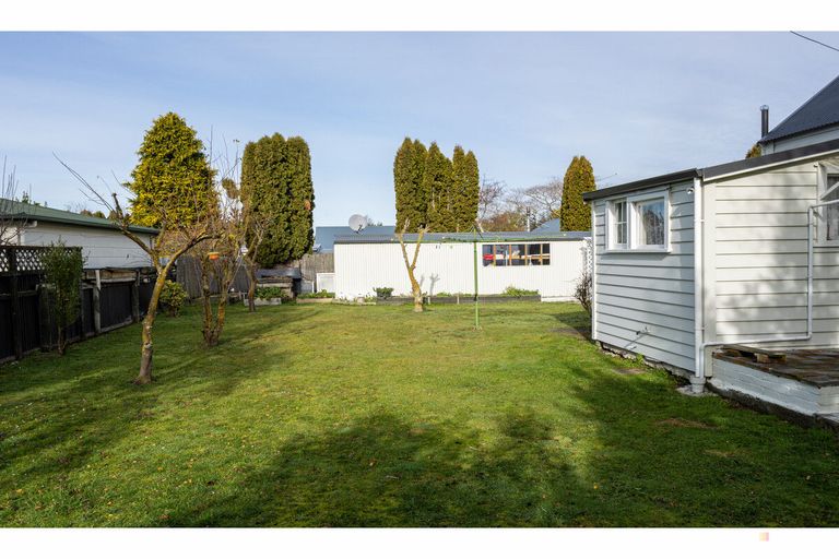 Photo of property in 209 Talbot Street, Geraldine, 7930