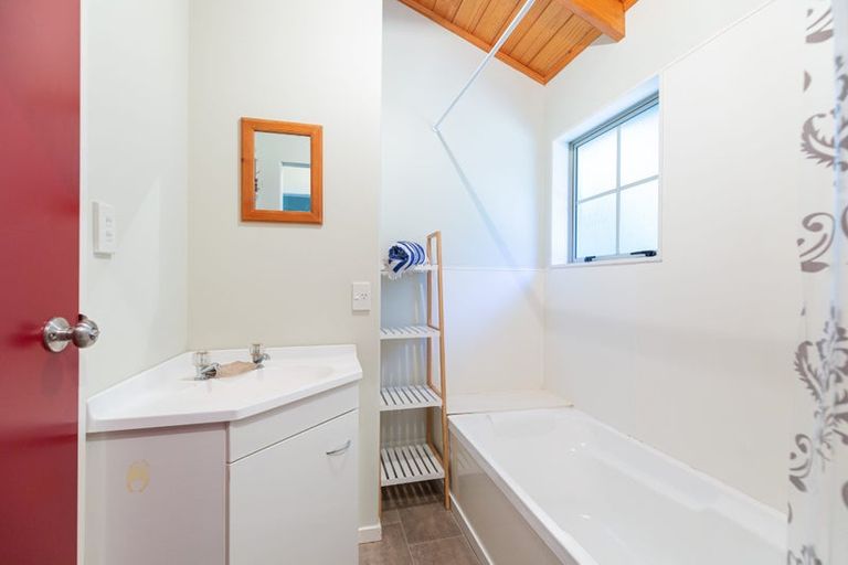 Photo of property in 279 Pukehina Parade, Pukehina, Te Puke, 3189