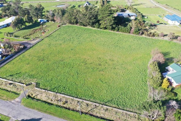 Photo of property in 65-69 Waite Street, Featherston, 5710