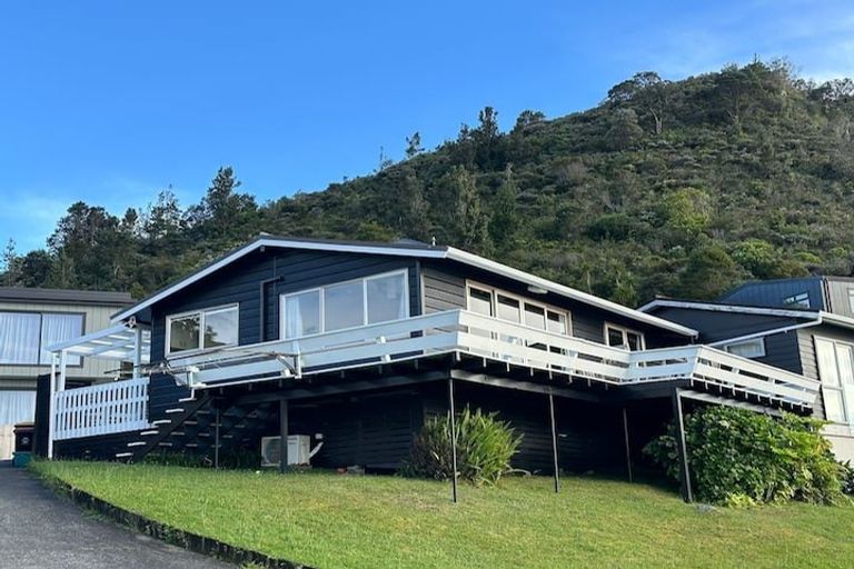 Photo of property in 1a Tirinui Crescent, Tairua, 3508