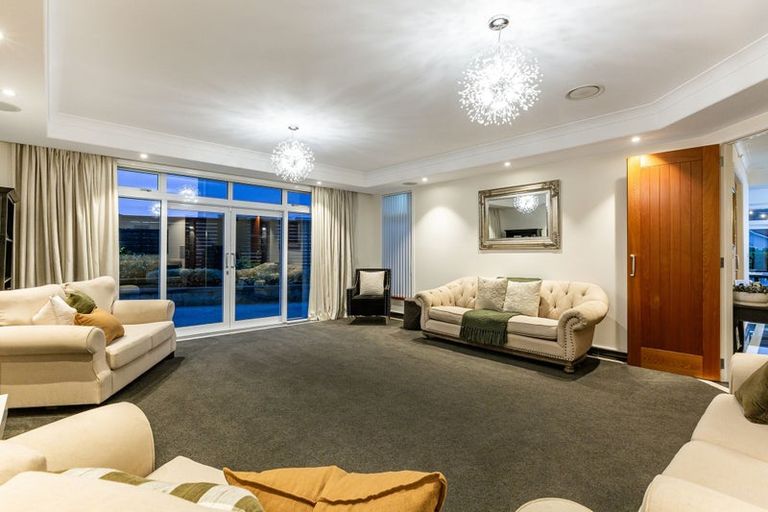 Photo of property in 22 Kahurangi Heights, Aotea, Porirua, 5024