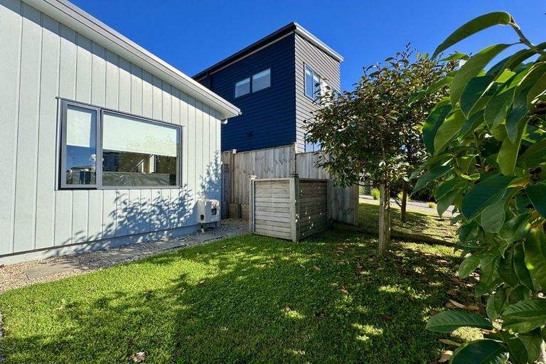 Photo of property in 42 Exmoor Road, Karaka, Papakura, 2113