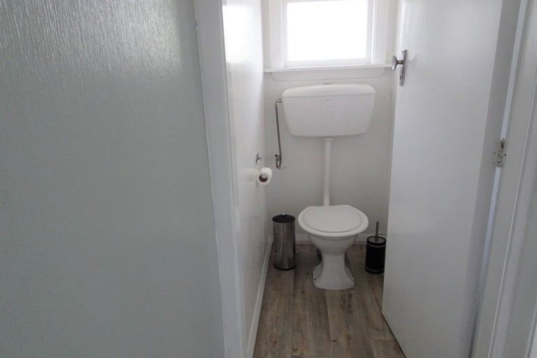 Photo of property in 5 Jamieson Road, Karoro, Greymouth, 7805