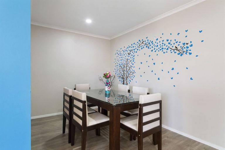 Photo of property in 120d Gray Avenue, Papatoetoe, Auckland, 2024