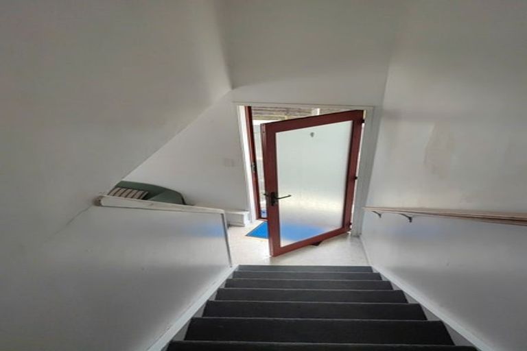 Photo of property in 61 Juniper Road, Sunnynook, Auckland, 0620