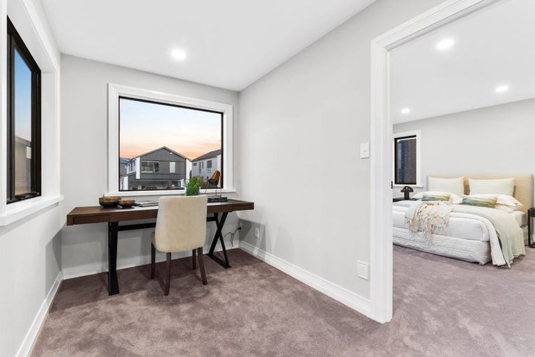 Photo of property in 5 Kotuitui Drive, Wainui, 0992