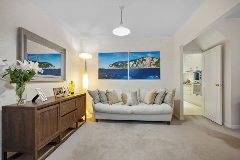 Photo of property in 13 Cameron Street, Takapuna, Auckland, 0622