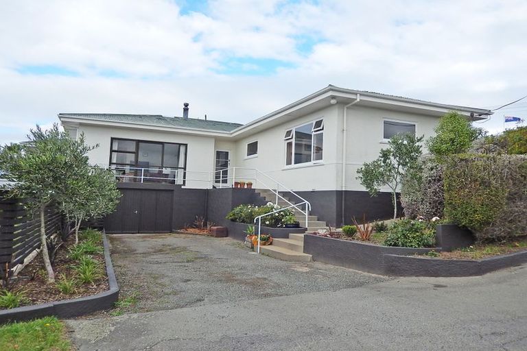 Photo of property in 7 Selwyn Street, South Hill, Oamaru, 9400