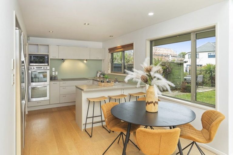 Photo of property in 31a Kotare Street, Fendalton, Christchurch, 8041