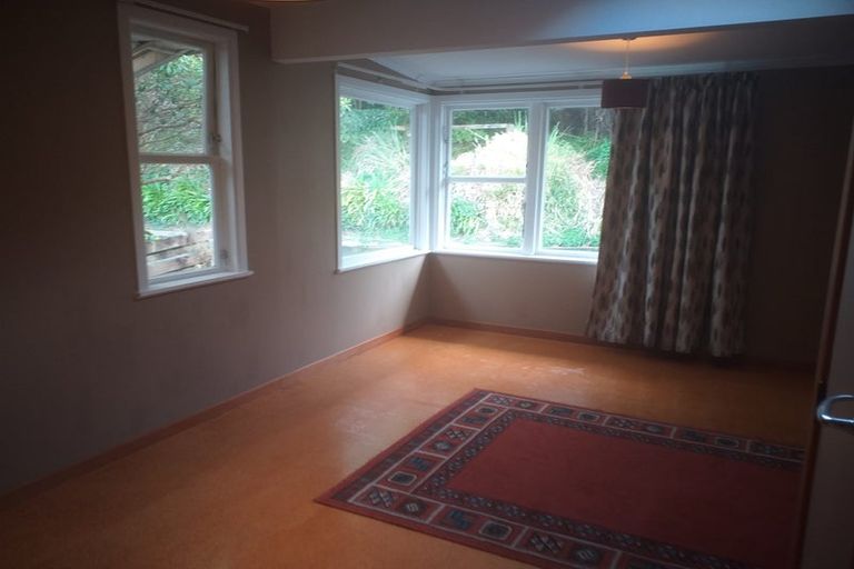 Photo of property in 15 Kimball Place, Johnsonville, Wellington, 6037