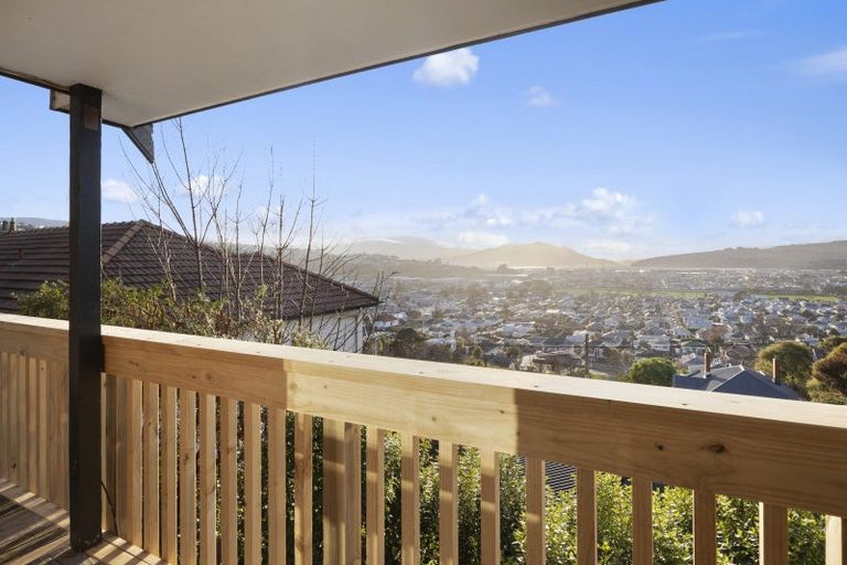 Photo of property in 48 Easther Crescent, Kew, Dunedin, 9012