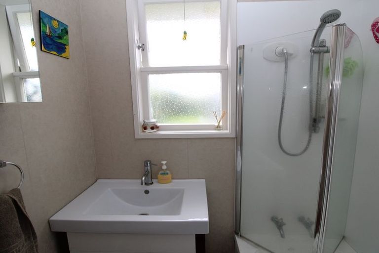 Photo of property in 6 Euan Street, Mangakakahi, Rotorua, 3015