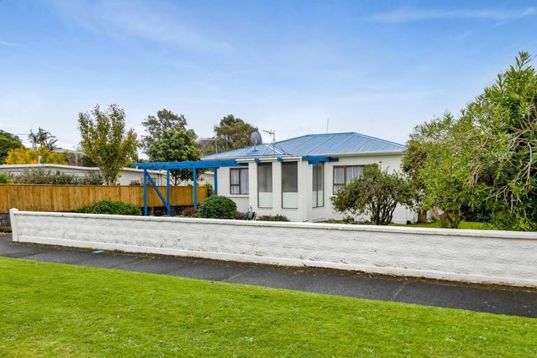 Photo of property in 12 Wicksteed Street, Vogeltown, New Plymouth, 4310